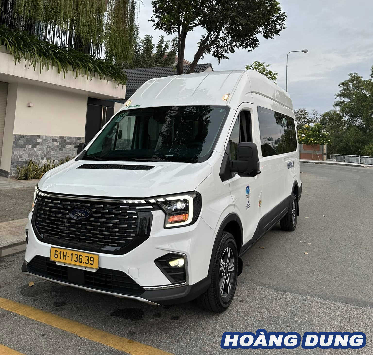 Cho Thuê Xe Ford Transit đi Đà Lạt