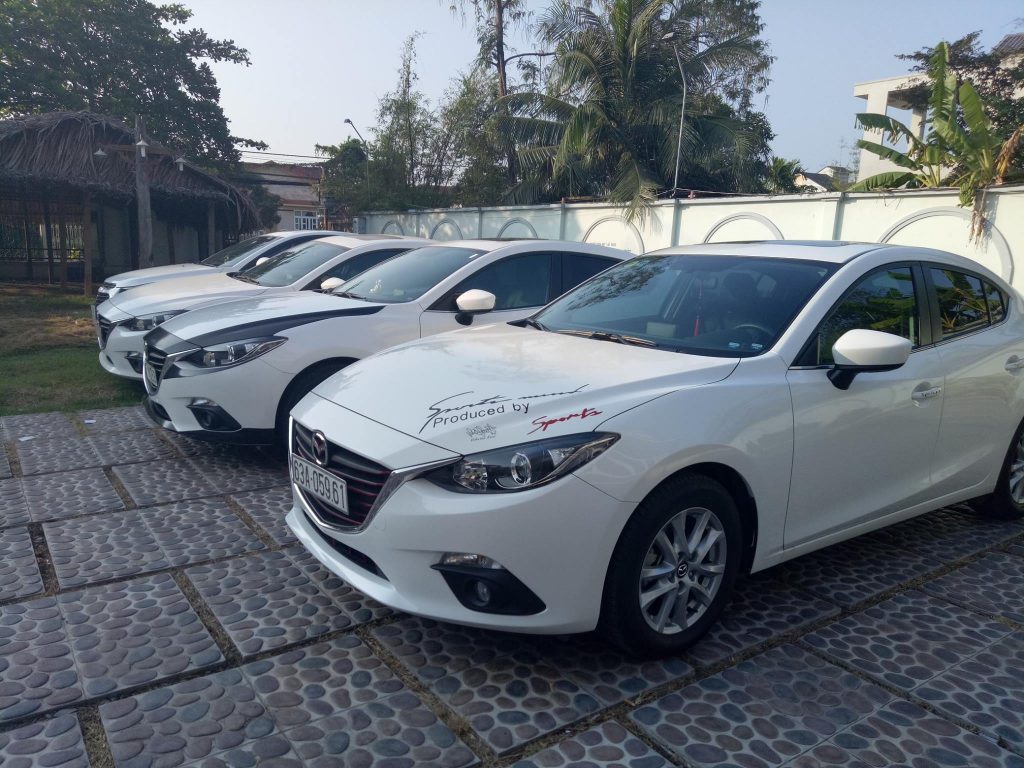 thuê xe 4 chỗ ở Hồ Chí Minh